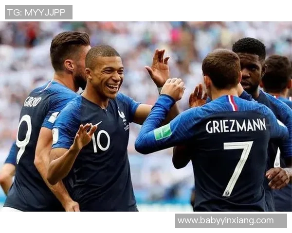 足球球星成长之路：从天才少年到世界级巨星的蜕变历程